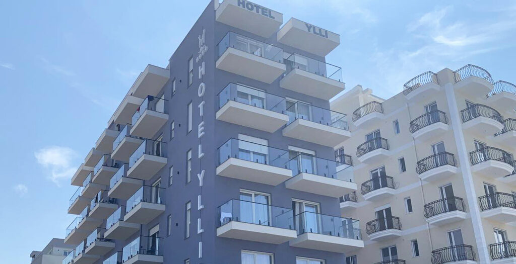 Hotel ylli projekt i airplus